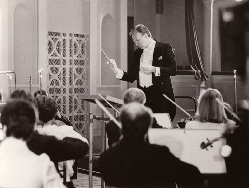 Conducting in Russia at the Tchaikovsky Conservatory.